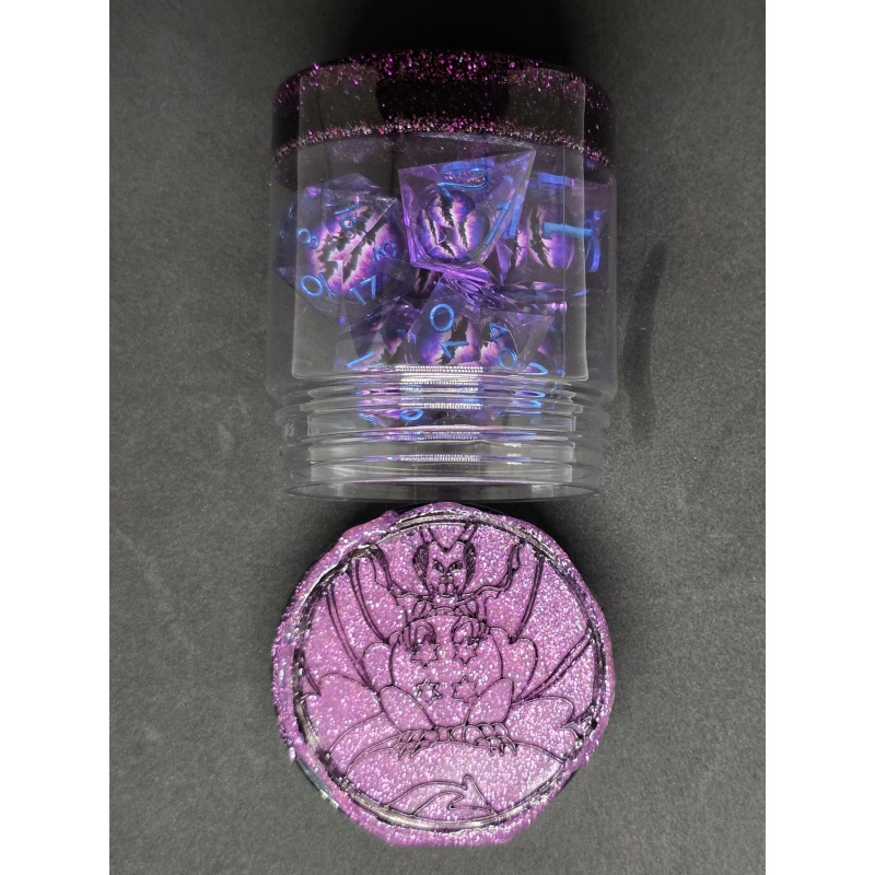 Dragon’s Eye Violet Premium Würfelset by *startakus*