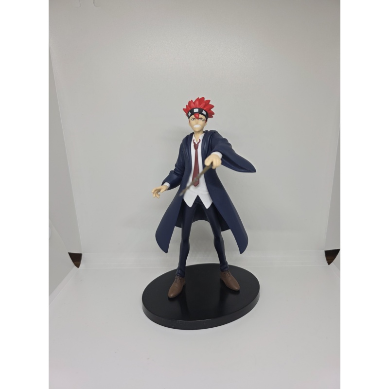 Dot Barret aus Mashle Occasion