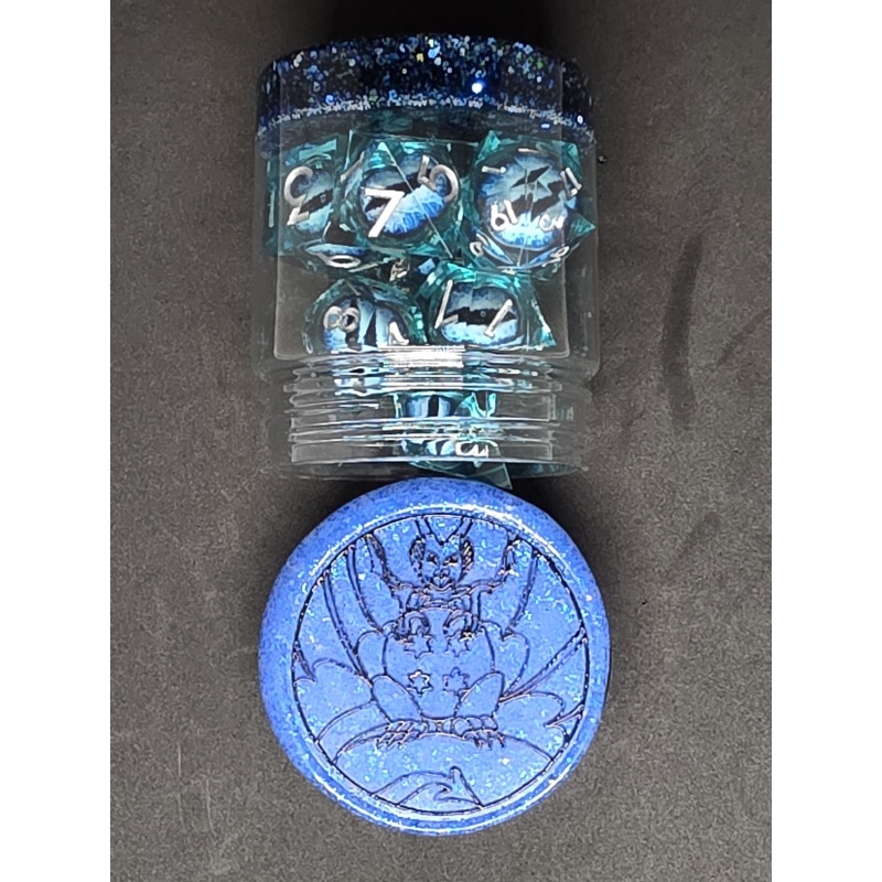 Dragon’s Eye Blau Premium Würfelset by *startakus*