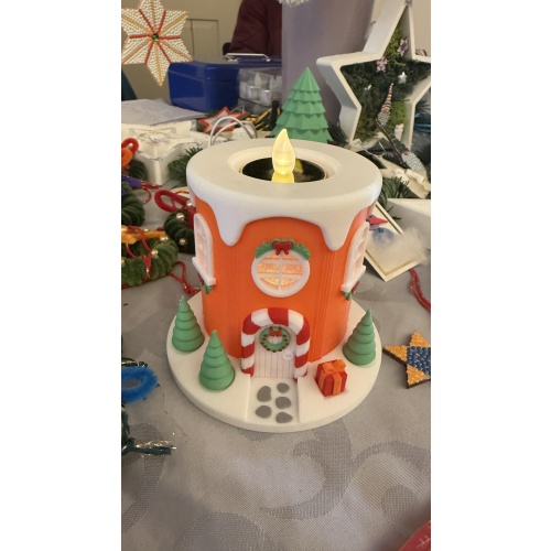 Weihnachtliches 3D-Dekohaus mit LED-Teelichtern – Handgefertigt & individuell anpassbar