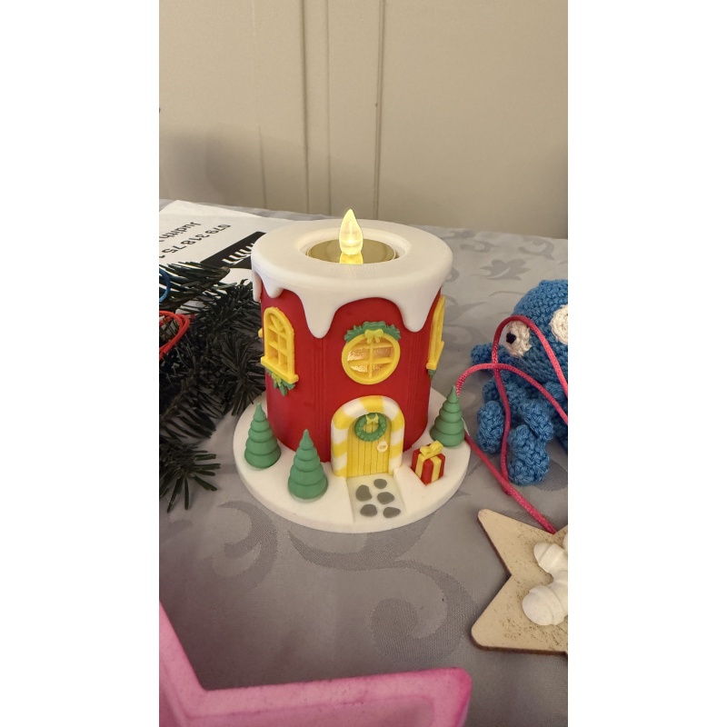 Weihnachtliches 3D-Dekohaus mit LED-Teelichtern – Handgefertigt & individuell anpassbar